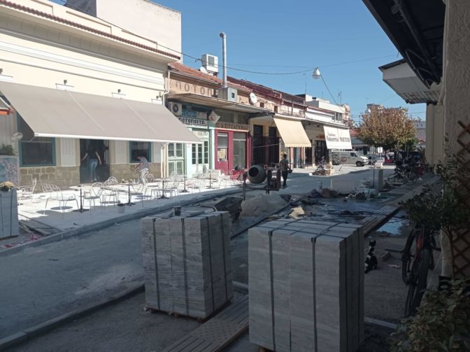 Αγωνία στους καταστηματάρχες της πλατείας ΟΤΕ για την ολοκλήρωση των εργασιών
