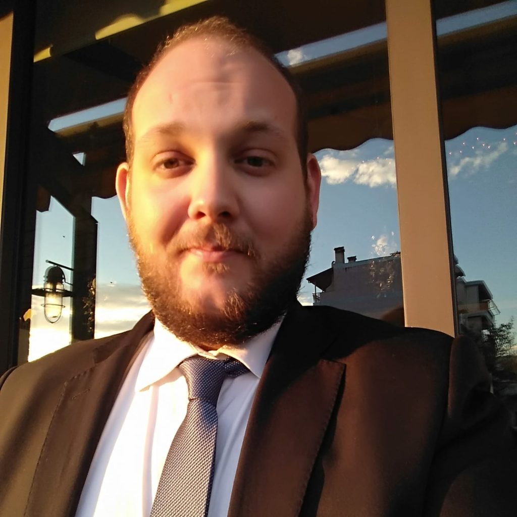 Στ. Βαβύλης: "Ενδιαφερόμαστε πράγματι για τους νέους ή είναι απλά ένα θέμα που πουλάει επικοινωνιακά;"