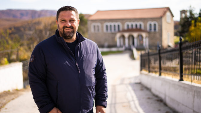 Στηρίζει Αβραμόπουλο και ο Μπάμπης Παπαδογιάννης