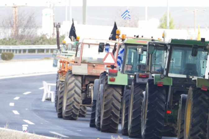 Ξανά στους δρόμους οι Τρικαλινοί αγροτές