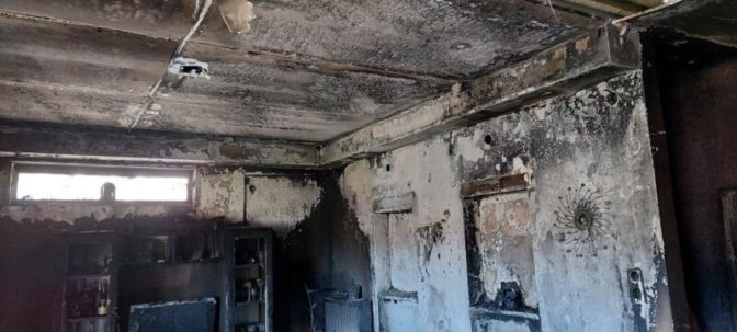 Φαρκαδόνα: Κύμα συμπαράστασης στην πυρόπληκτη οικογένεια – Απών ο κρατικός μηχανισμός