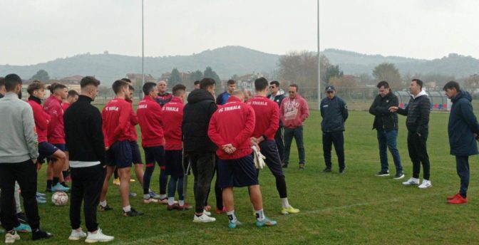 Παρελθόν και ο Ρούσσας από τον ΑΟ Τρίκαλα