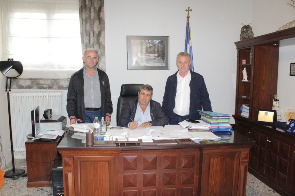 Ανακατασκευή πεζοδρομίων σε χωριά του Δήμου Πύλης
