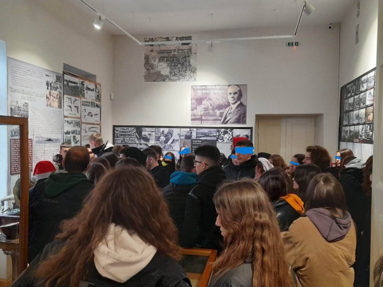 «Από τον Αγγελικάτο Πολιτισμό της Σμύρνης στην Ντελικάτη Καλλιτεχνία των Τρικάλων»