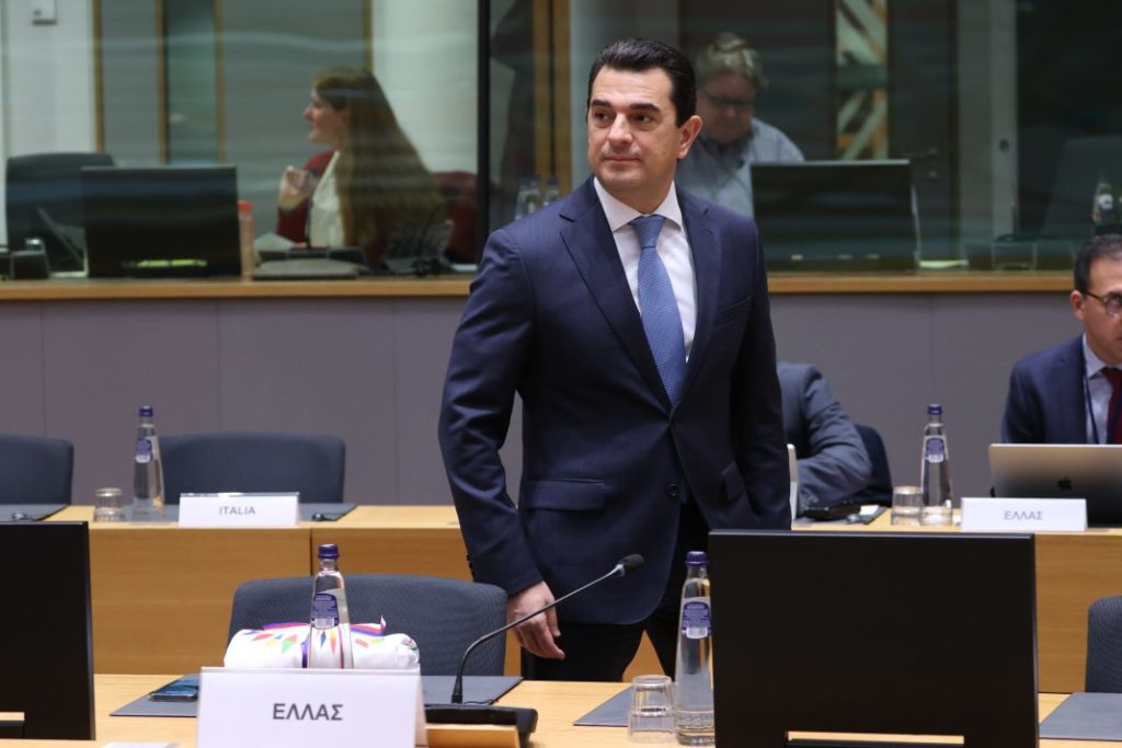 Κώστας Σκρέκας: Έχουμε εντολή λύσης για το πλαφόν