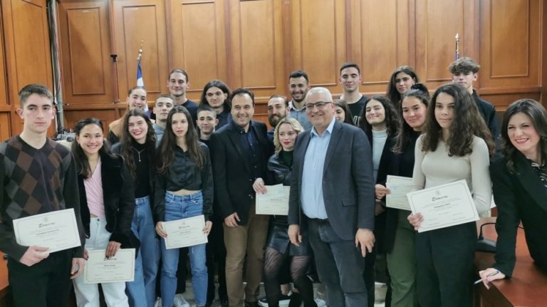 Βραβεύτηκαν 24 αθλητές στα Τρίκαλα