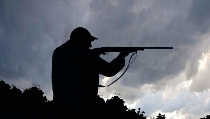 Κυνηγούσαν λαθροθήρες μέσα στη νύχτα στα χωριά της Φαρκαδόνας