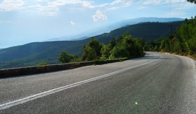 Πήλιο: Πήδηξε από αυτοκίνητο που βγήκε εκτός δρόμου!