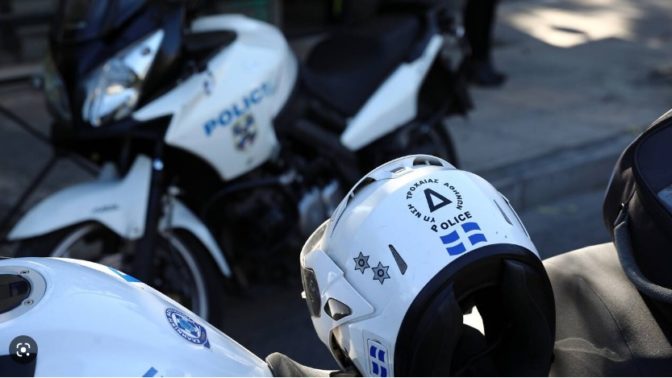 Αστυνομικοί της ΔΙΑΣ στα Τρίκαλα τον «τσάκωσαν» με χασίς