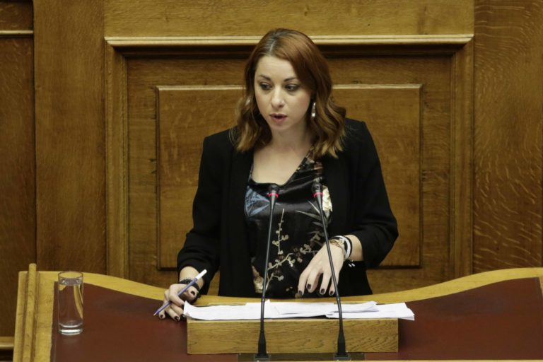 «Προϋπολογισμός αυξήσεων φόρων και μείωσης της αγοραστικής δύναμης των πολιτών»