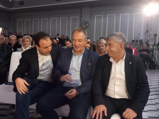 Τι άκουσε ο Αγοραστός και …έφριξε!