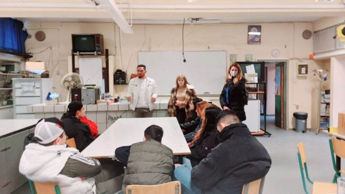 Το σχολείο η διέξοδος για τα παιδιά των Ρομά στα Τρίκαλα