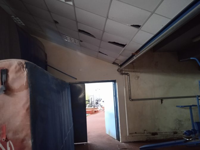 Σε άθλια κατάσταση το Δημοτικό Στάδιο Τρικάλων (φωτό)