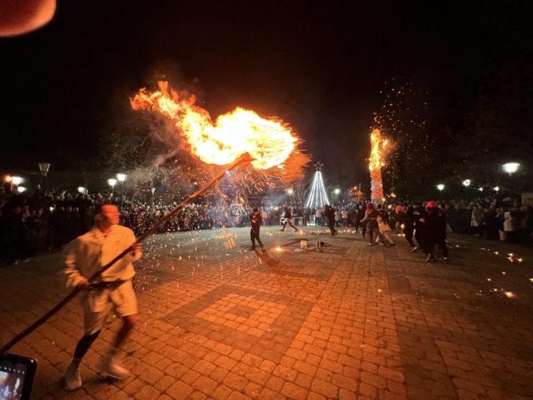Κάηκε το Καβούκι στο Ζάρκο και εξαγνίστηκε το κακό