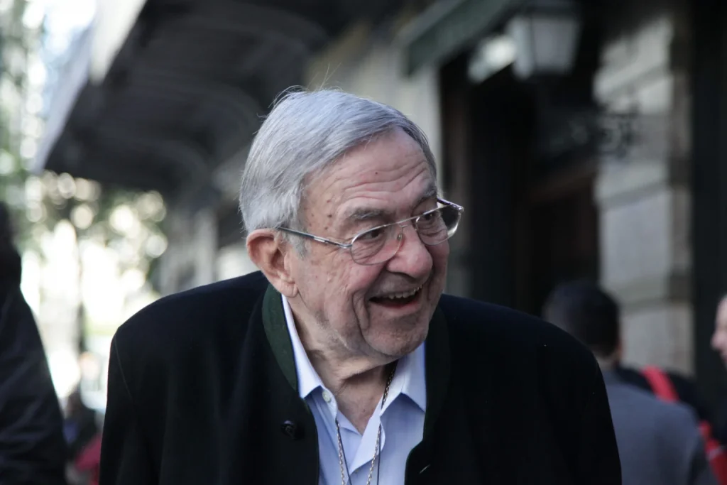 Πέθανε ο τέως βασιλιάς Κωνσταντίνος Γλύξμπουργκ