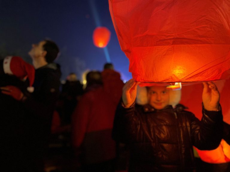 Τιμή στην προσφορά και την αλληλεγγύη ο Περίπατος Αγάπης στα Τρίκαλα