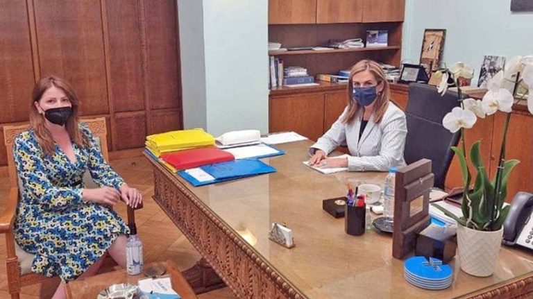 Με παρέμβαση Παπακώστα ιδρύεται Κέντρο Ημέρας Παιδιών και Εφήβων στα Τρίκαλα