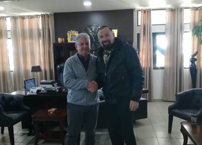 Ο πρόεδρος των Τριτέκνων στον πρόεδρο του Υπεραστικού ΚΤΕΛ Τρικάλων