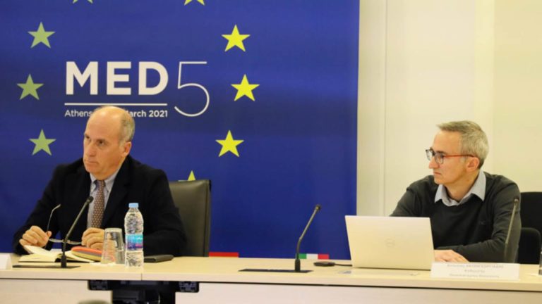 Συνάντηση Καθηγητών του ΤΕΦΑΑ ΠΘ με τον Υπουργό Νότη Μηταράκη για προγράμματα άσκησης σε προσφυγική δομή