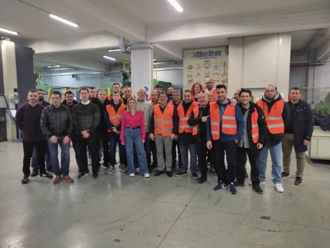 Για τις νέες τεχνολογίες ενημερώθηκαν οι υδραυλικοί των Τρικάλων