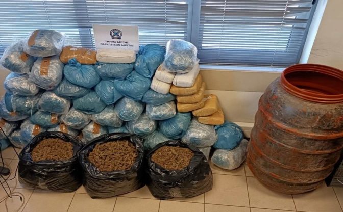 Αυτοί είναι οι δύο διακινητές χασίς στον λόφο με τα πουρνάρια σε χωριό της Λάρισας