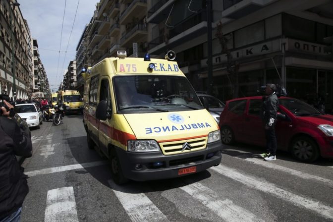 Βόλος: Κατέρρευσε πάνω στο γλέντι και έχασε τη ζωή του