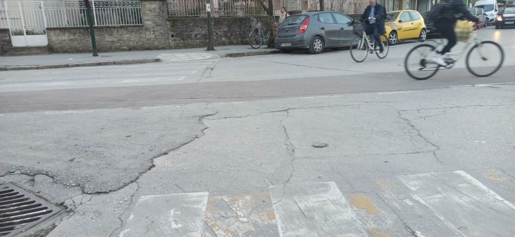 Άμεση αποκατάσταση χρειάζονται οι διαβάσεις στα Τρίκαλα