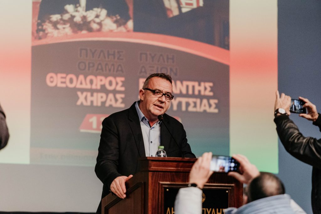 Στοχευμένες και με …αιτία οι κινήσεις του Χήρα