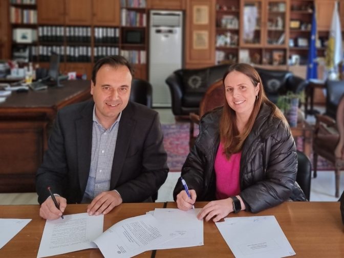 Στέγες τριών δημοτικών κτηρίων επισκευάζει ο Δήμος Τρικκαίων