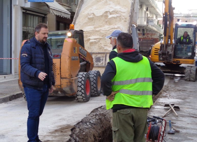 Προχωρούν οι εργασίες της ΔΕΥΑΤ στο κέντρο των Τρικάλων