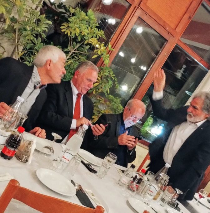 Εβαλε... φωτιά στα κινητά το ντέρμπι των αιωνίων