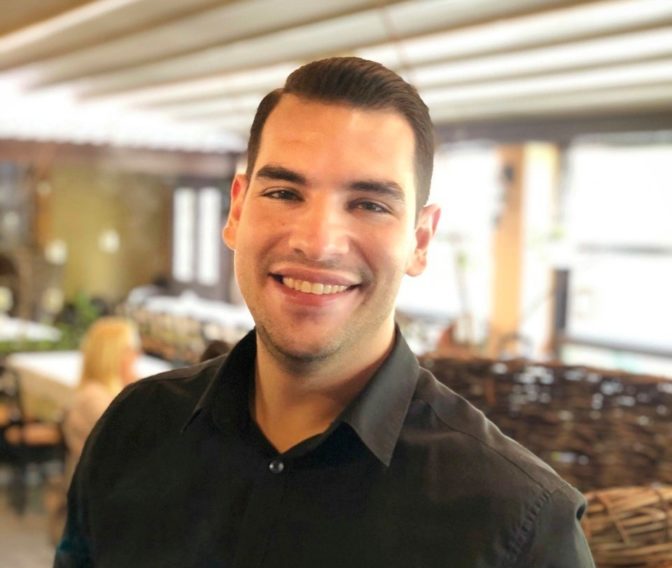 Λευτέρης Τσικρικάς: Υπάρχει και η άλλη Ελλάδα!