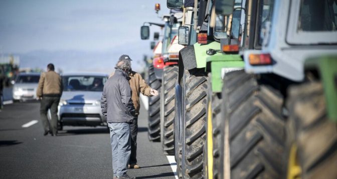 Έφυγαν οι αγρότες - Άνοιξε ο Ε65