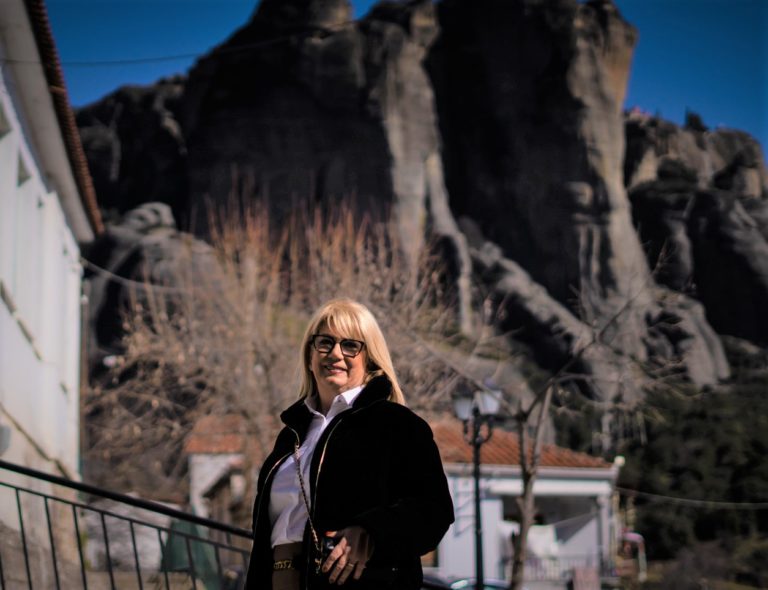 Έδωσε τα χέρια με τον Αβραμόπουλο η Γεωργία Ψύρρα