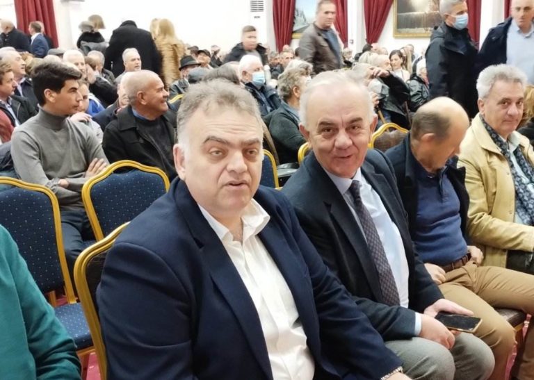 Το... Γαρδίκι είναι εδώ, ενωμένο δυνατό