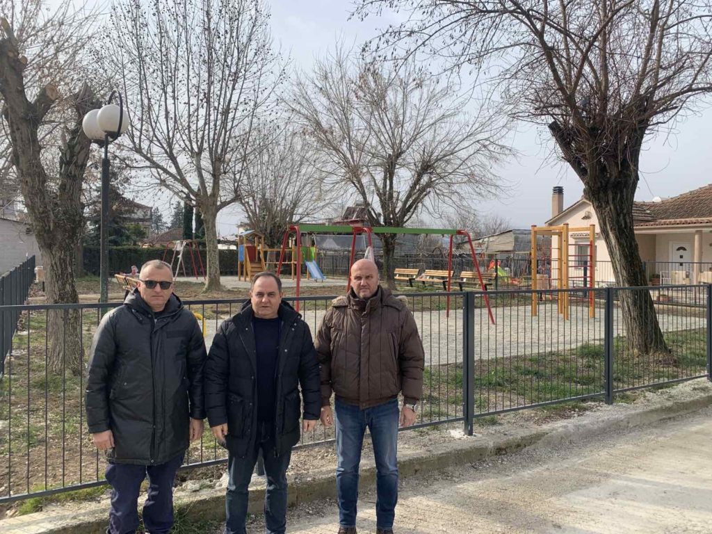 Προχωρά το έργο αναβάθμισης 15 παιδικών χαρών στο Δήμο Καρδίτσας