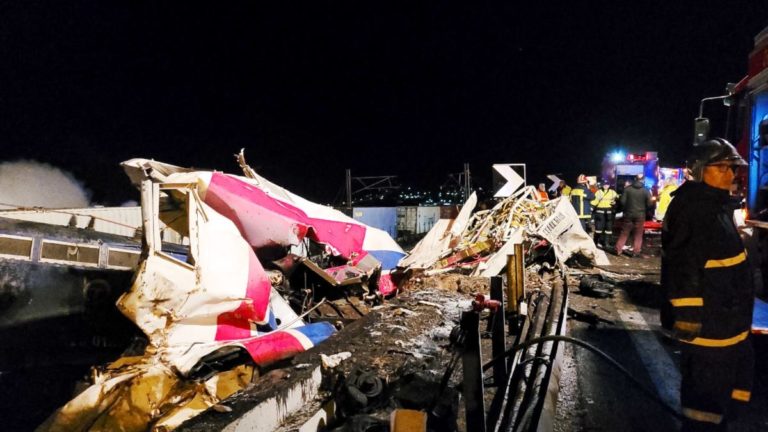 Τα ντοκουμέντα της τραγωδίας στα Τέμπη και το «Αμάν!» του σταθμάρχη όταν μαθαίνει για τη σύγκρουση