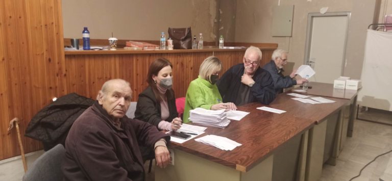 Τρίκαλα: Με υψηλή συμμετοχή οι αρχαιρεσίες του νέου ΔΣ στο σωματείο συνταξιούχων ΟΑΕΕ