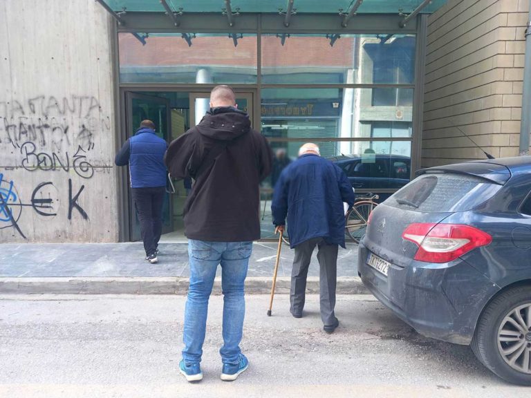 Απολογείται ο 84χρονος Τρικαλινός για ασέλγεια σε ανήλικη (φωτό)