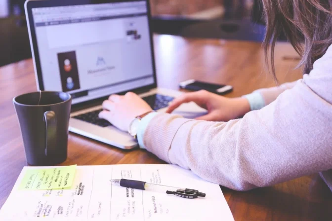 ΔΥΠΑ: Eρχονται τρία νέα προγράμματα για σχεδόν 40.000 ανέργους