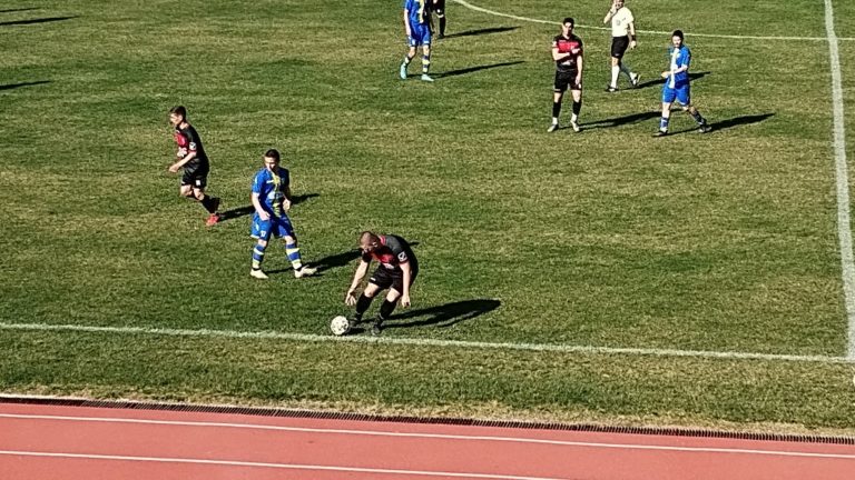 Πέταξε στα σκουπίδια ο Πορταϊκός το δώρο του Καστρακίου