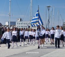 Εντυπωσιακή η παρέλαση για την 25η Μαρτίου στον Βόλο
