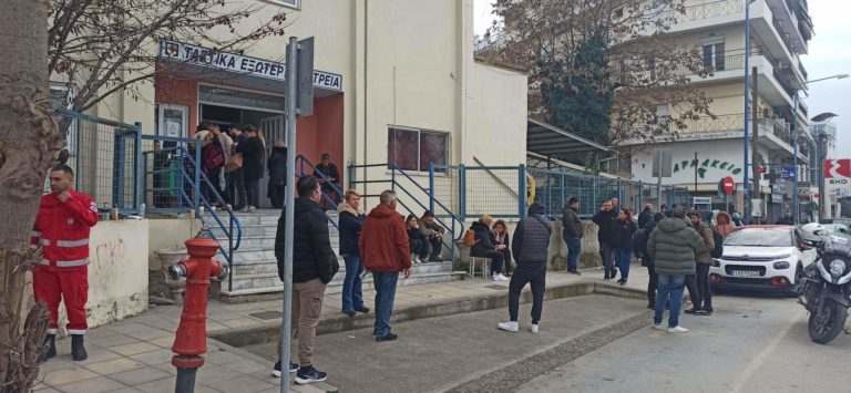 Το Trikalanews.gr στο Νοσοκομείο Λάρισας όπου καταγράφονται δραματικές στιγμές (φωτό)