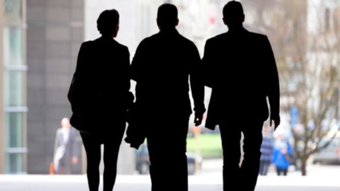 Τι ψάχνει η Οικονομική Αστυνομία στα Τρίκαλα;