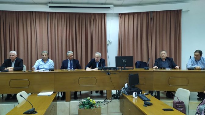 Ευρεία σύσκεψη στο Δήμο Σοφάδων για τα σχολεία της Α/θμιας Εκπαίδευσης