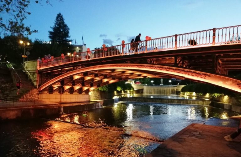 Ξεκίνησαν οι πολυήμερες σχολικές εκδρομές στα Τρίκαλα