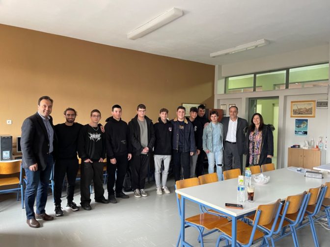 Οι κ.κ. Παπαστεργίου και Βυτόγιαννης Μέντορες του 4ου Πειραματικού ΓΕΛ Τρικάλων