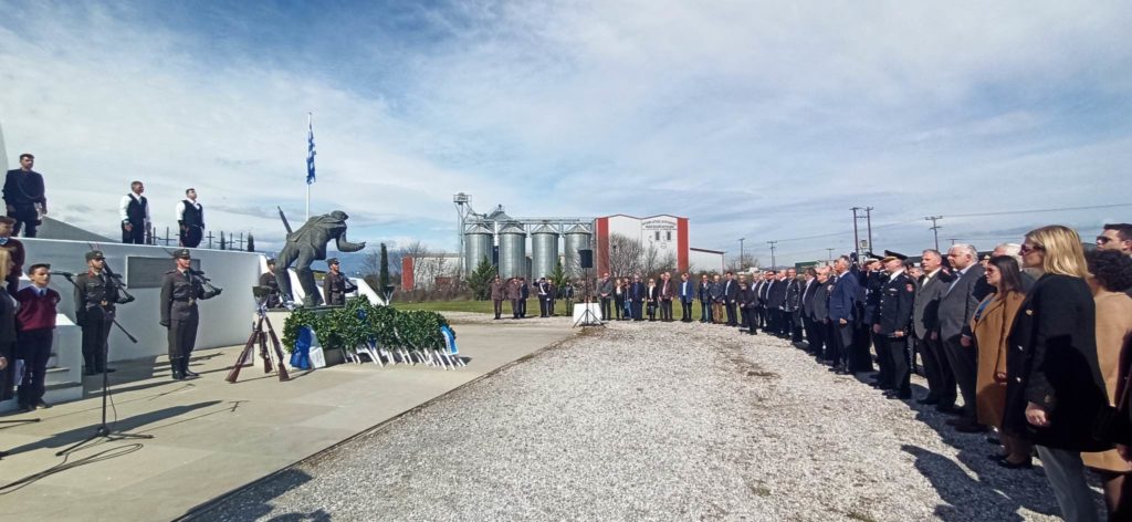 Τιμή στους Τιτάνες του υψώματος 731 στα Τρίκαλα (φωτό)