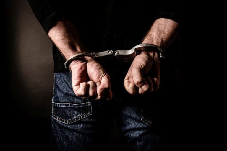 Ξεκίνησαν οι …εορταστικές συλλήψεις στα Τρίκαλα