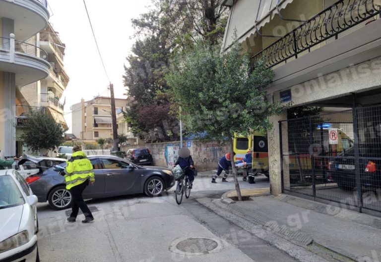 Λάρισα: Αυτοκίνητο παρέσυρε άνδρα με ποδήλατο (φωτό)